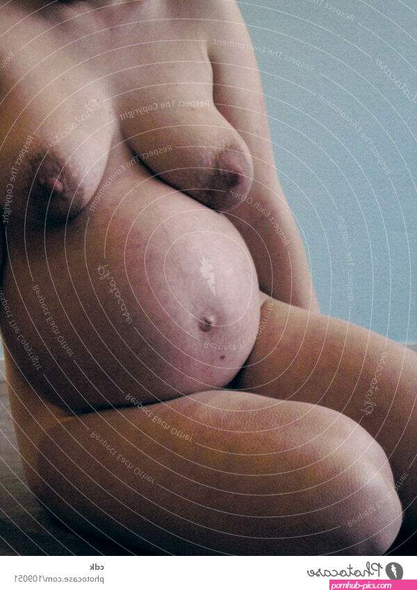 pregnant II Woman Naked