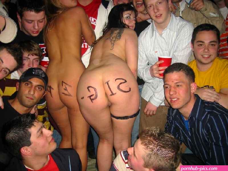 College Girls Gone Wild During a Party