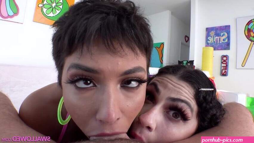Threesome POV deepthroat with perky tits kinky babes