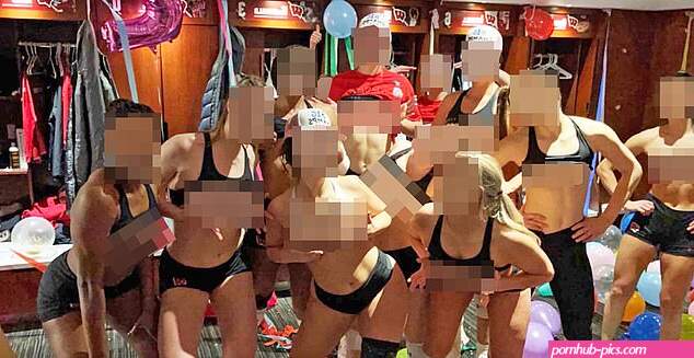 Topless photos of Wisconsin volleyball team leaked online came from a PLAYER'S phone | Daily Mail Online