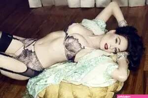 Burlesque babe Dita Von Teese dishes on porn, her number of partners and what really turns her on