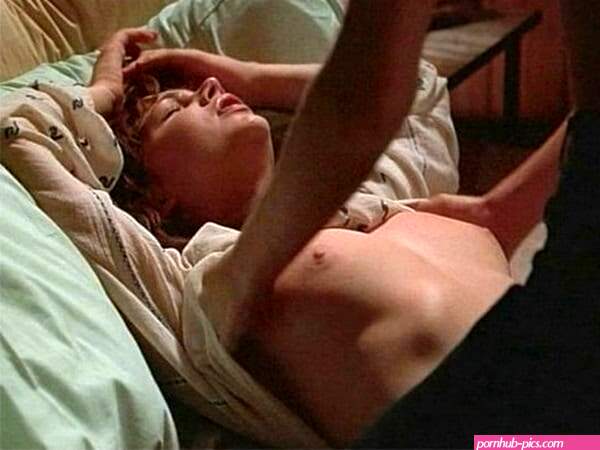 Michelle Williams' First Ever Nude Scene In If These Walls Could Talk 2
