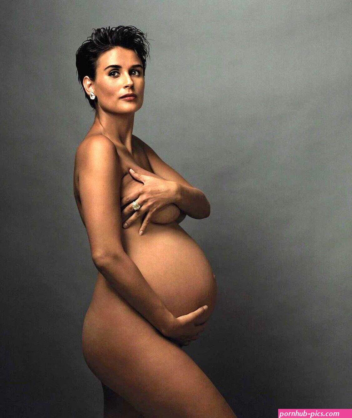 DEMI MOORE