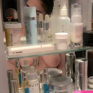 Sarah Silverman Nude Photos & Naked Sex Videos