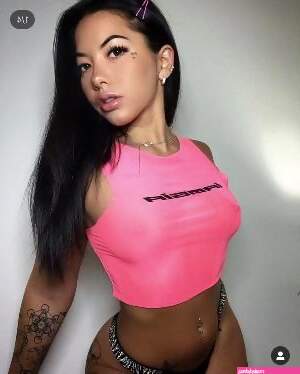 lil kymchii Porn Pics and XXX Videos