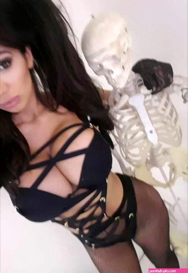 Sordid 'Chloe Mafia' X-rated blog on adult website REVEALED amid Celebrity Big Brother rumours