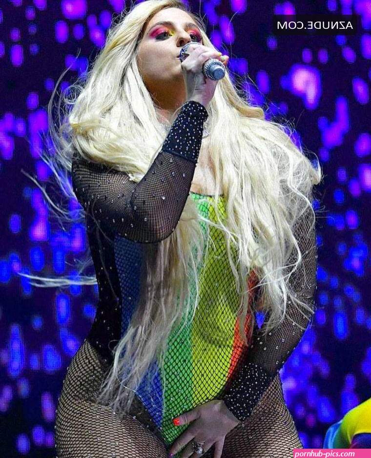 MEGHAN TRAINOR Nude