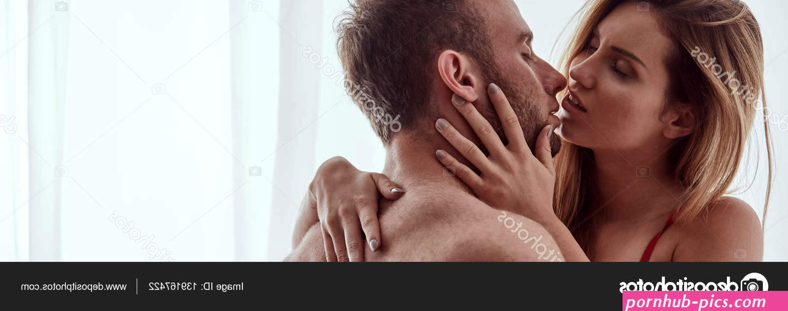 Sexy couple kissing Stock Photo by ©photographee.eu 139167422