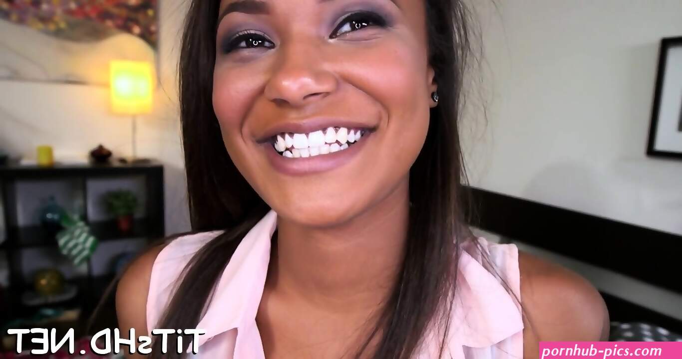 Naked Sierra Santos With Big Natural Tits Moans Loud