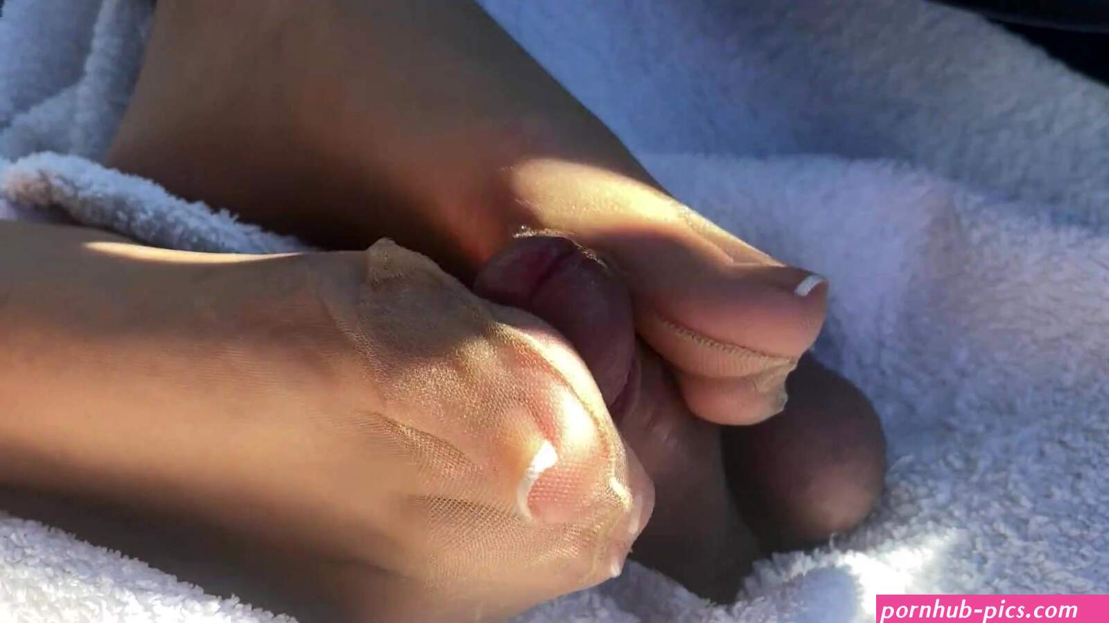 Sexy French Pedi Tan Nylons Car Footjob Tease watch online