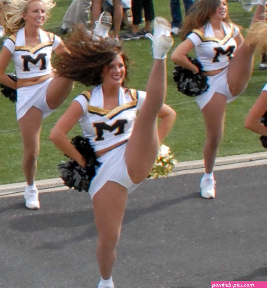 Mixed Set of Cheerleaders with Cameltoe