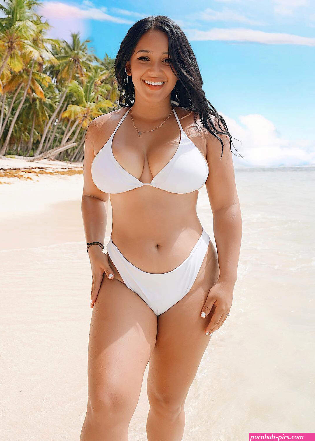 Andrea Lopez (Onlyfans)