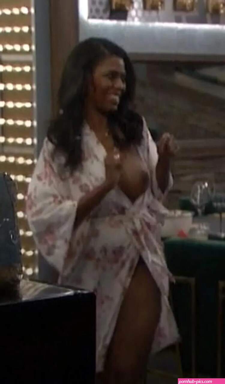 Black Celebrities With Big Tits