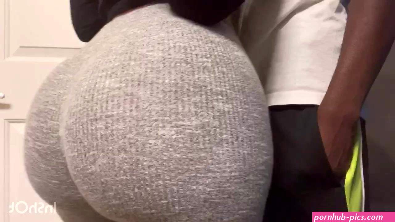 Bootybyshel Twerks on her boyfriend