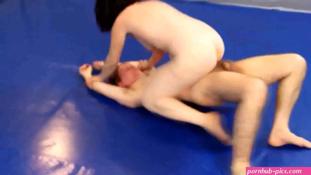 Fetish Femdom Wrestling watch online