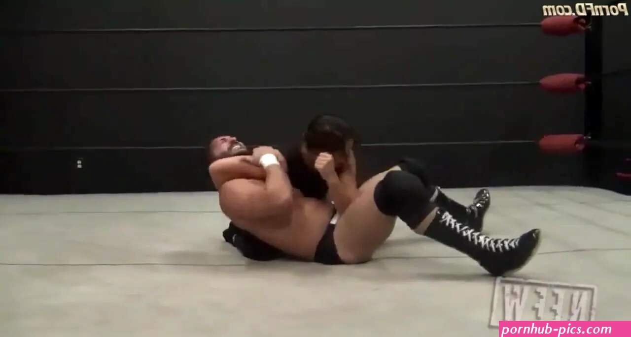 Femdom wrestling ballbusting