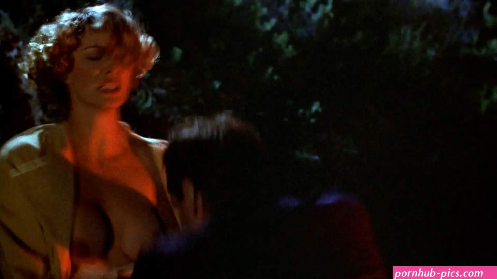 Jessica Lange nude and Anjelica Huston nude too – The Postman Always Rings Twice (1981) HD 1080p BluRay