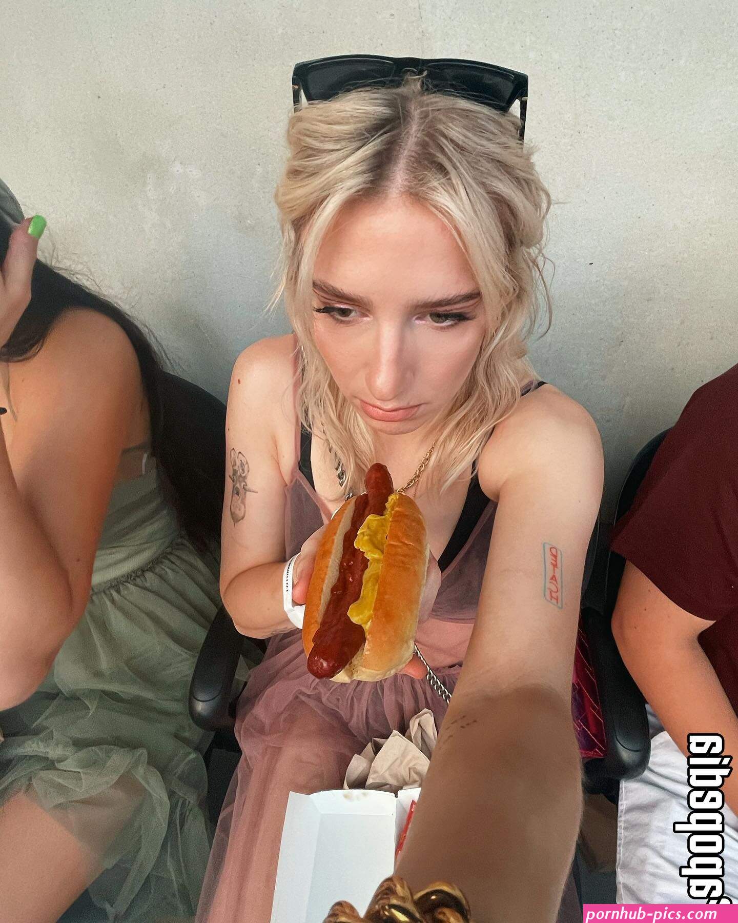 Courtney Miller Nude Leaks