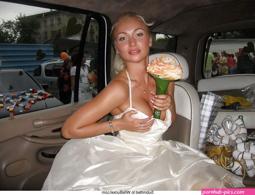 WifeBucket | Hot nudes from this playful Russian bride