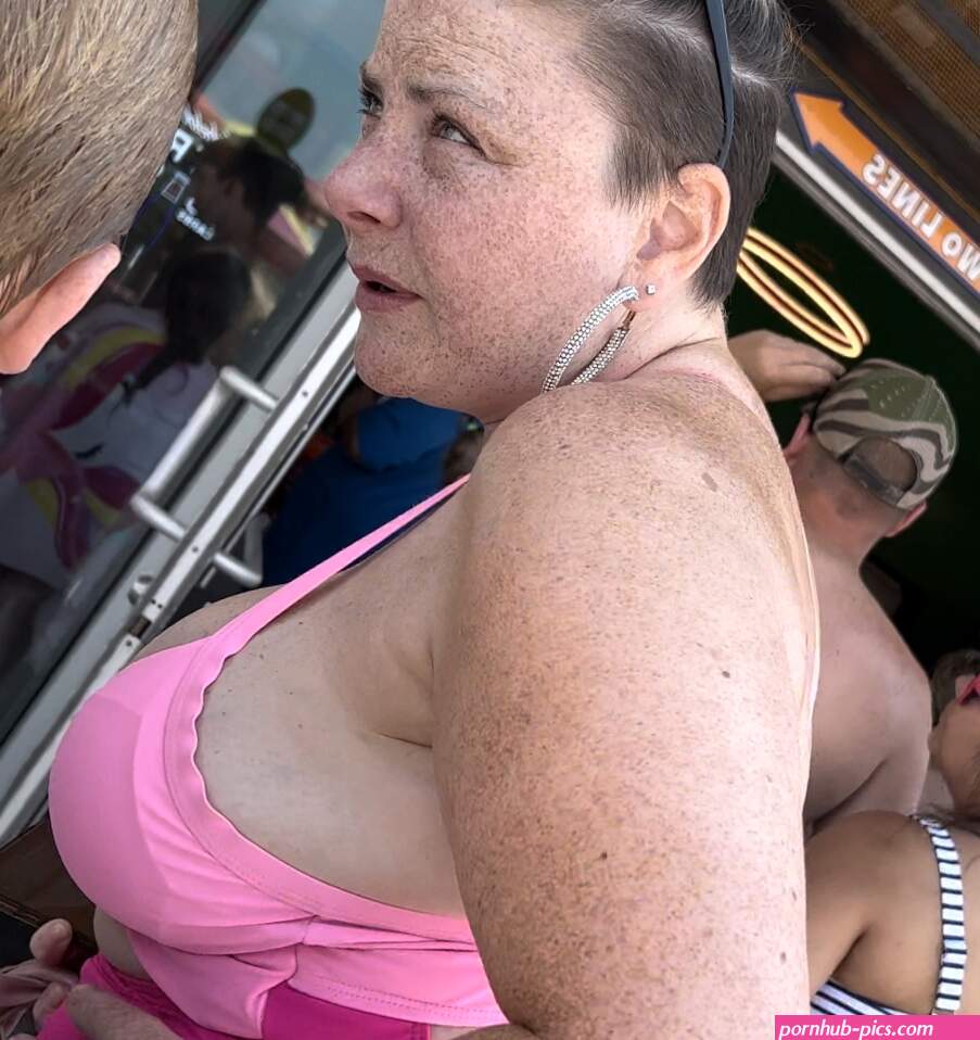 Milf with freckles and GREAT TITS