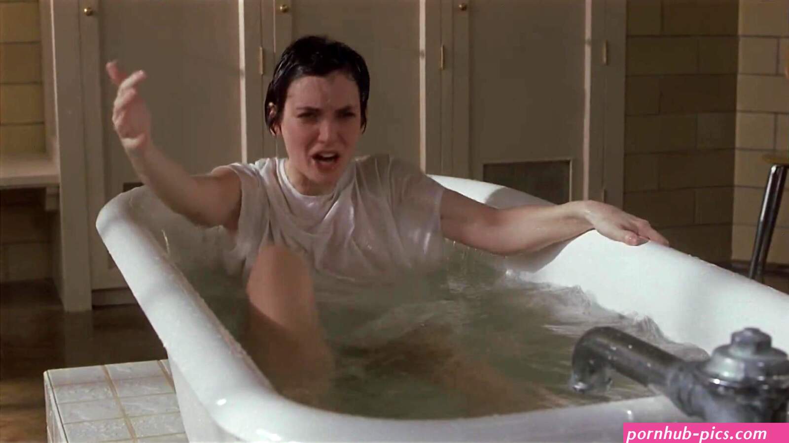 Nude Celebs: Winona Ryder wet shirt