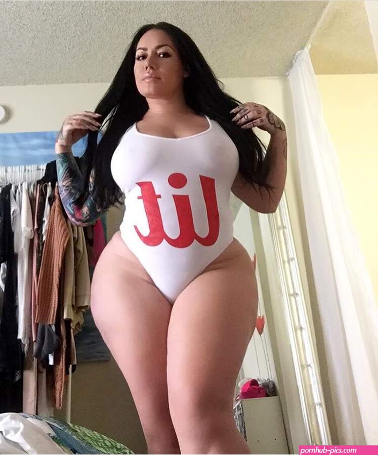 Elke the Stallion Porn Pic