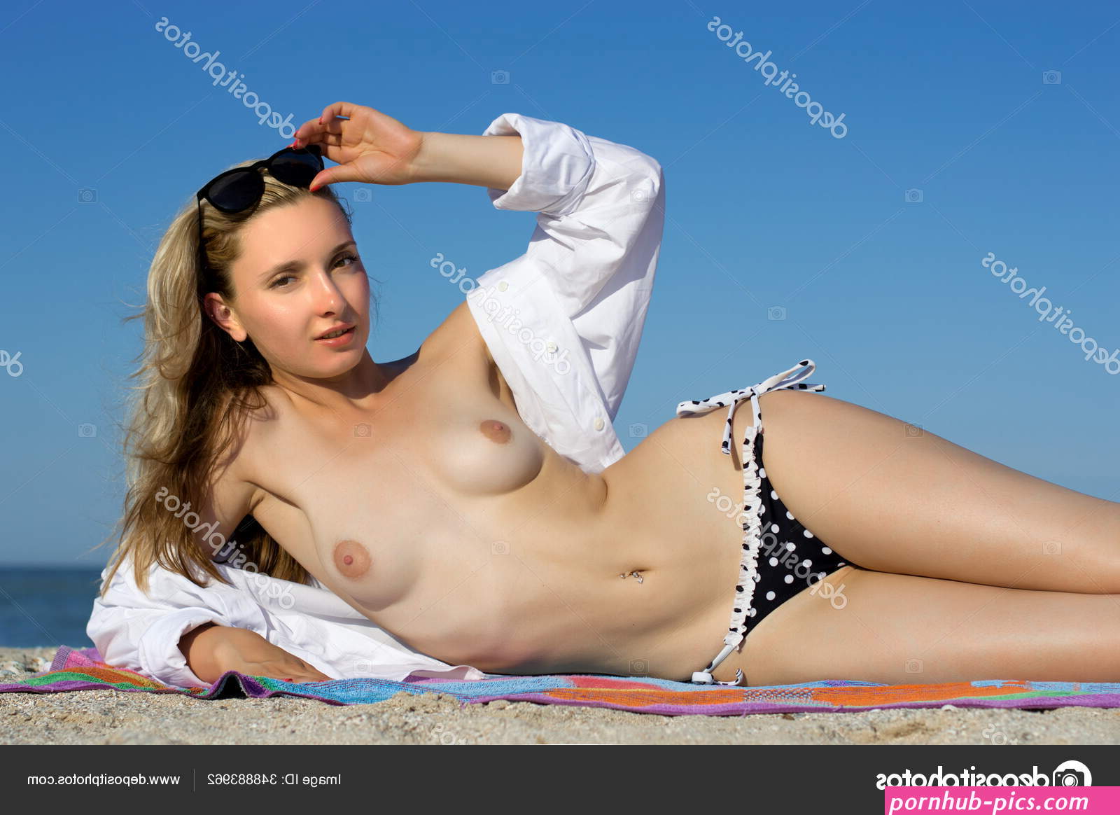 Beautiful Girl Sexy Blonde Girl Posing Beach Topless Beach Stock Photo by ©yablonski75 348883962