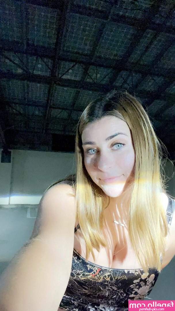 Emma R B emarrb emma.rb Nude Leaked OnlyFans