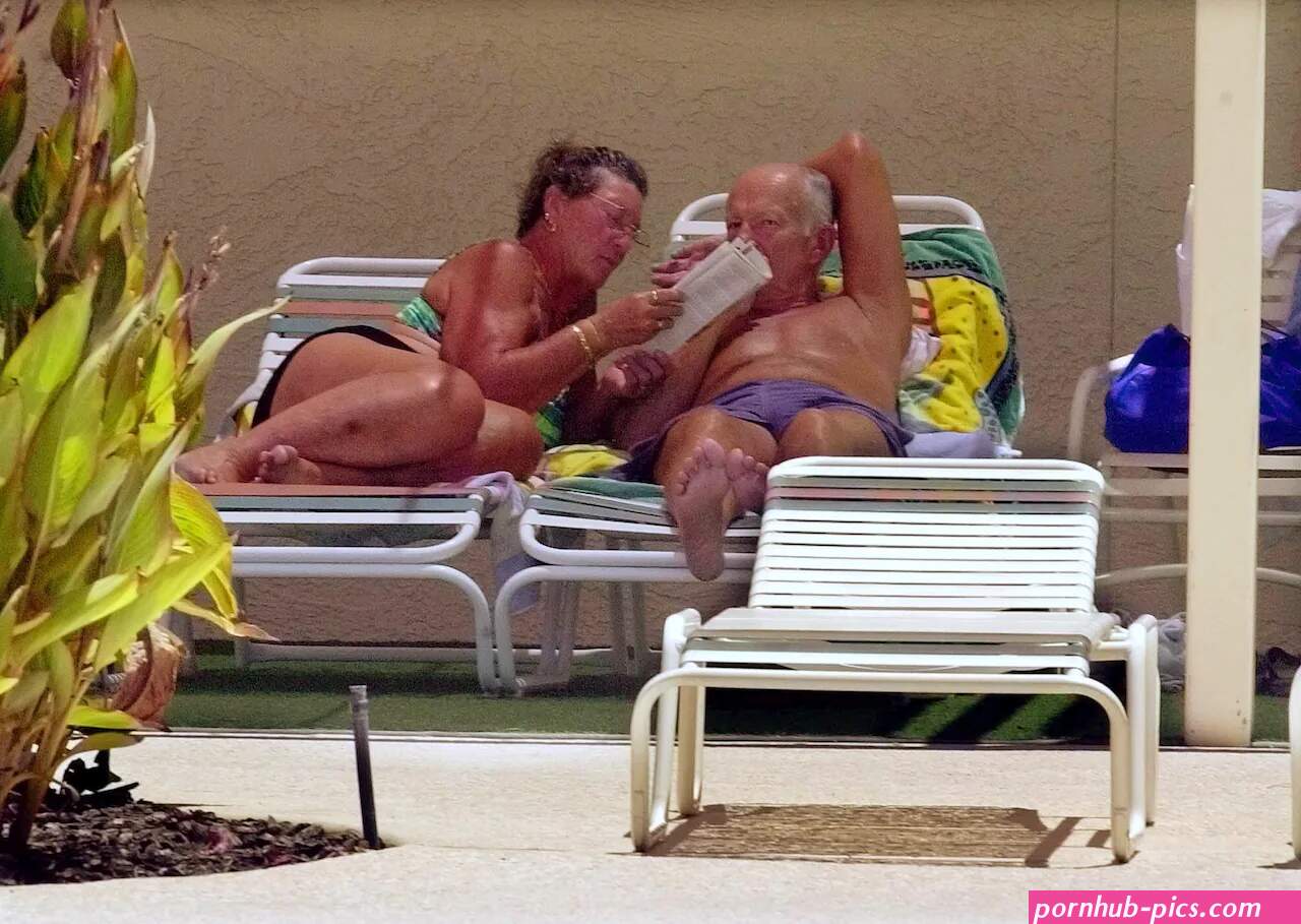 Sex better for older women less so for men study suggests