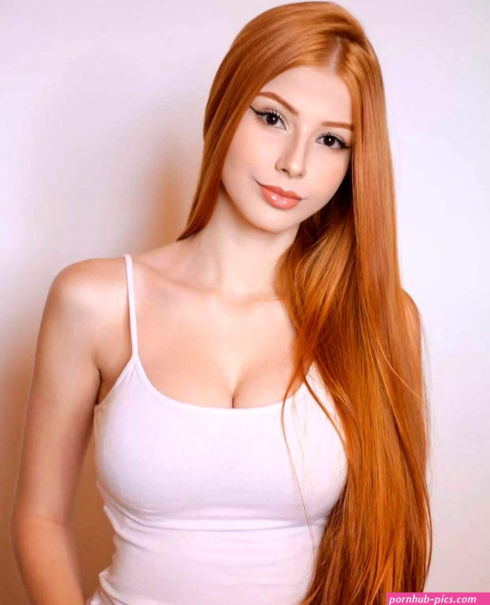 Busty redhead nudes in 2busty2hide