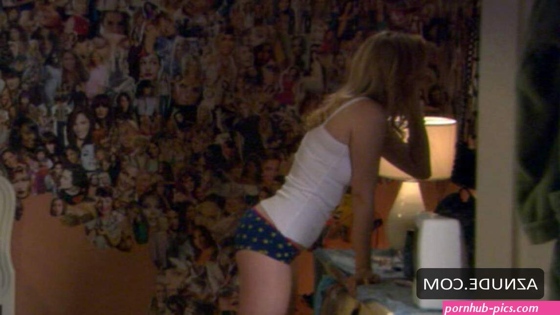 ASHLEY JOHNSON Nude