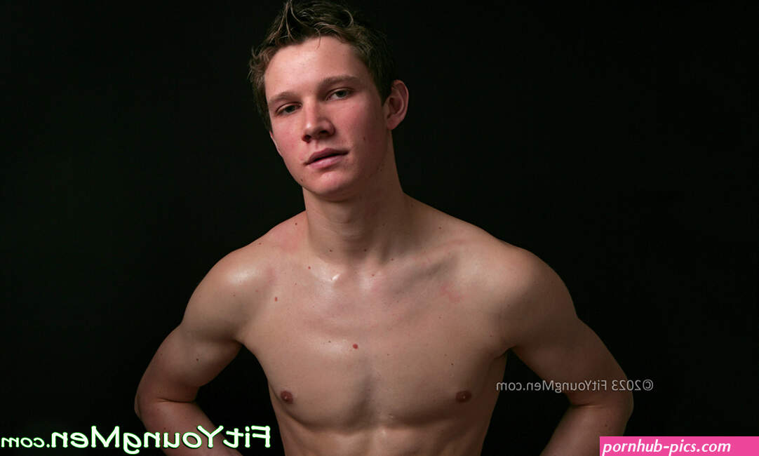 Fit Young Men Naked