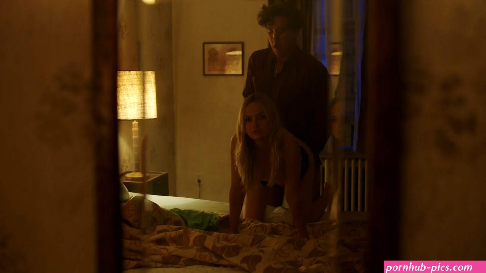 Nude video celebs Actress Emily Meade