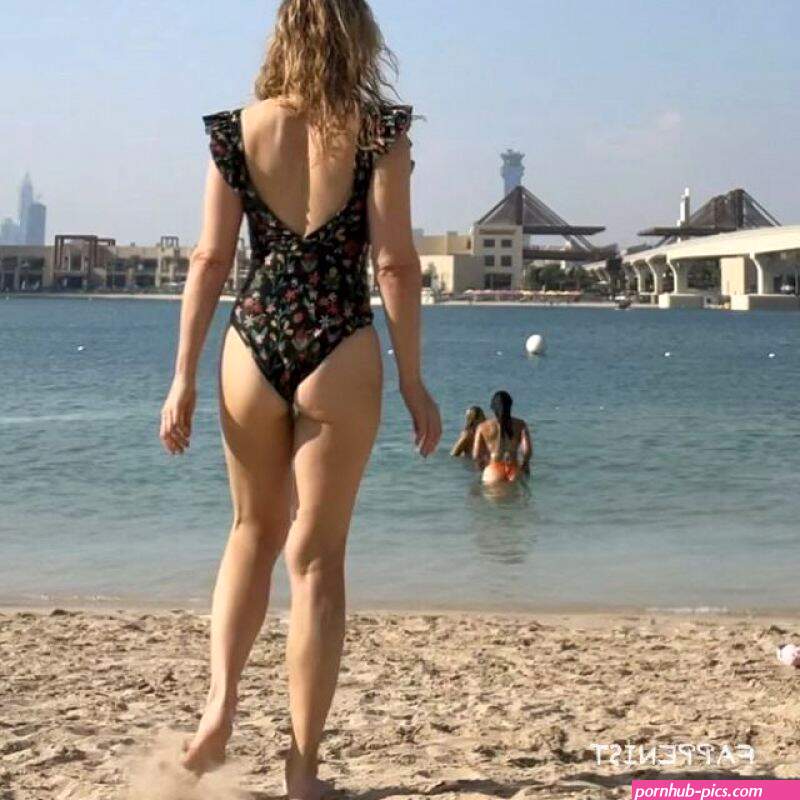Cara Buono Nude and Sexy Photo Collection