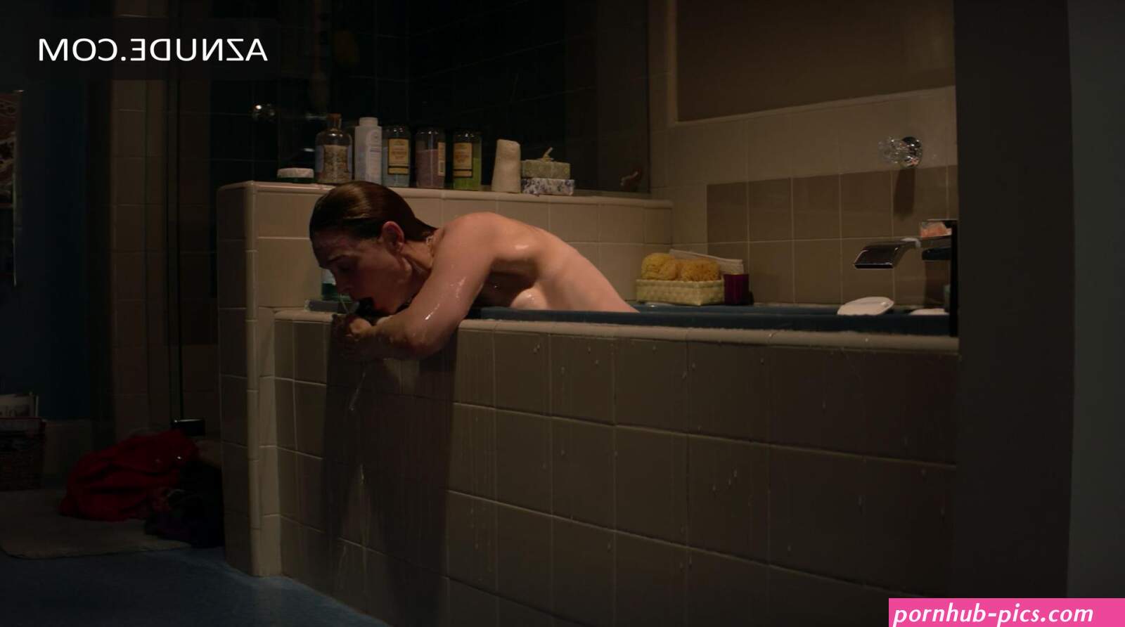 EMILY DESCHANEL Nude