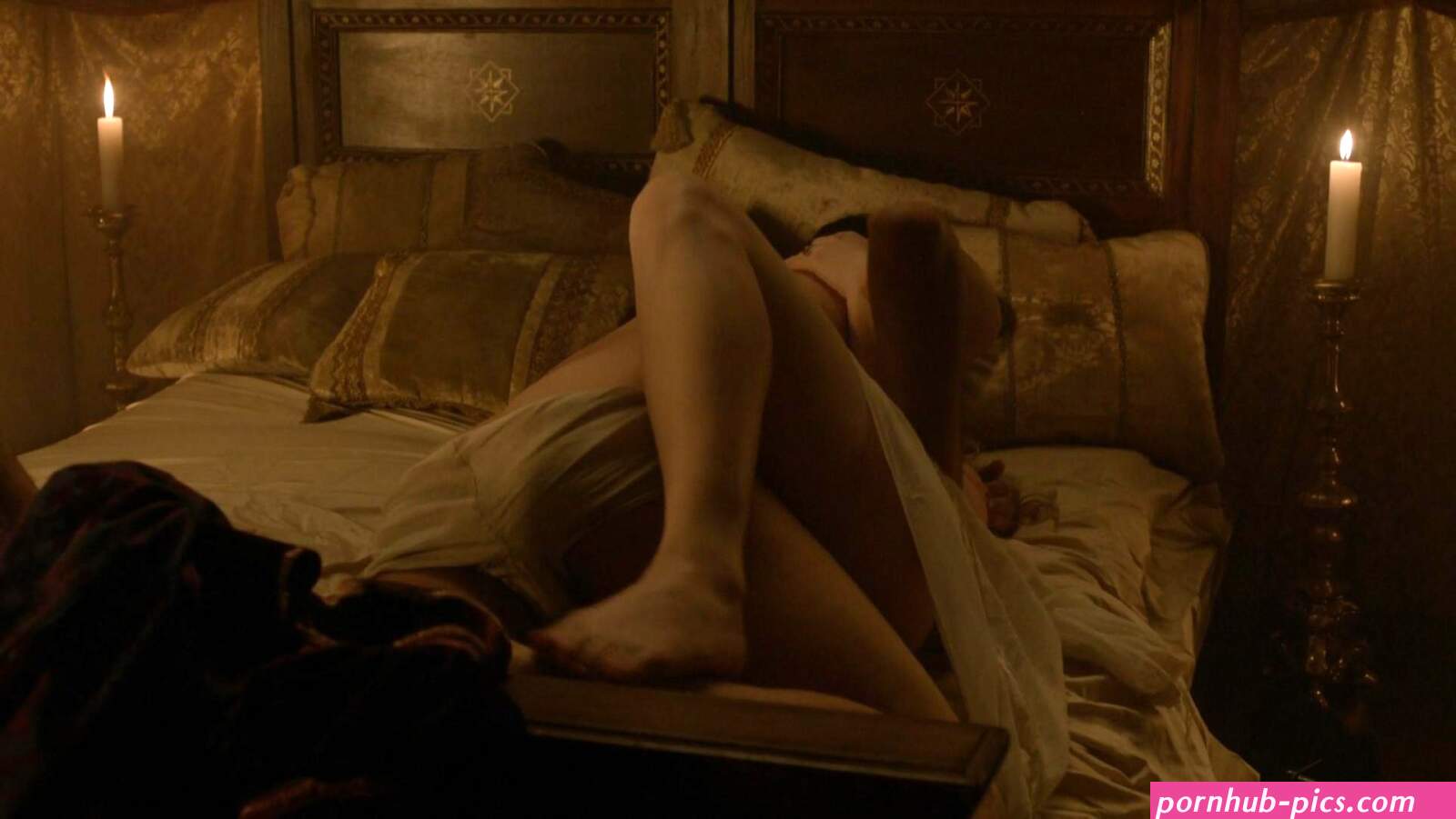 Holliday Grainger nude – The Borgias s02e02 (2012)