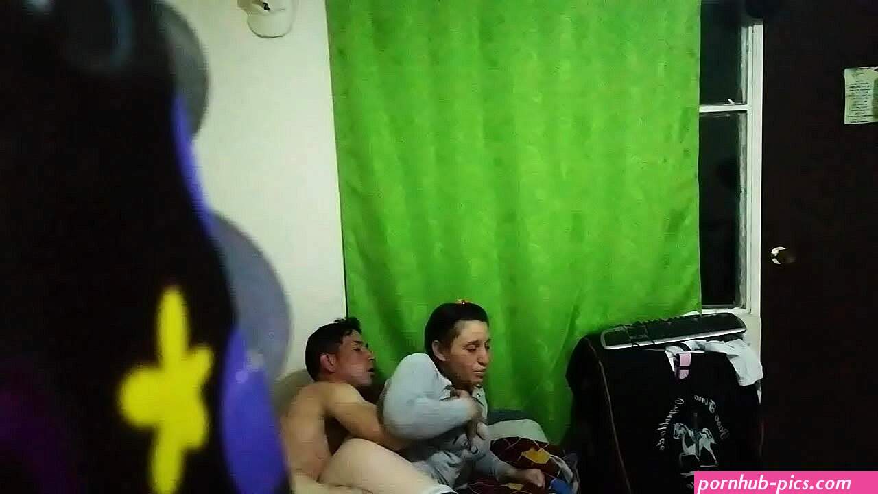 Cogiendo a cámara escondida