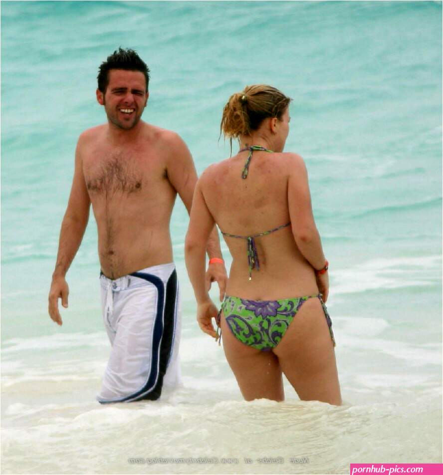 Babylon X ::Kelly Clarkson nude photos and movie