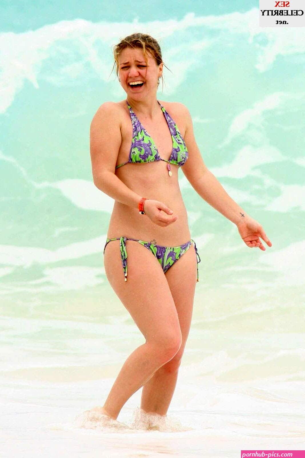 Kelly Clarkson Photos | SexCelebrity