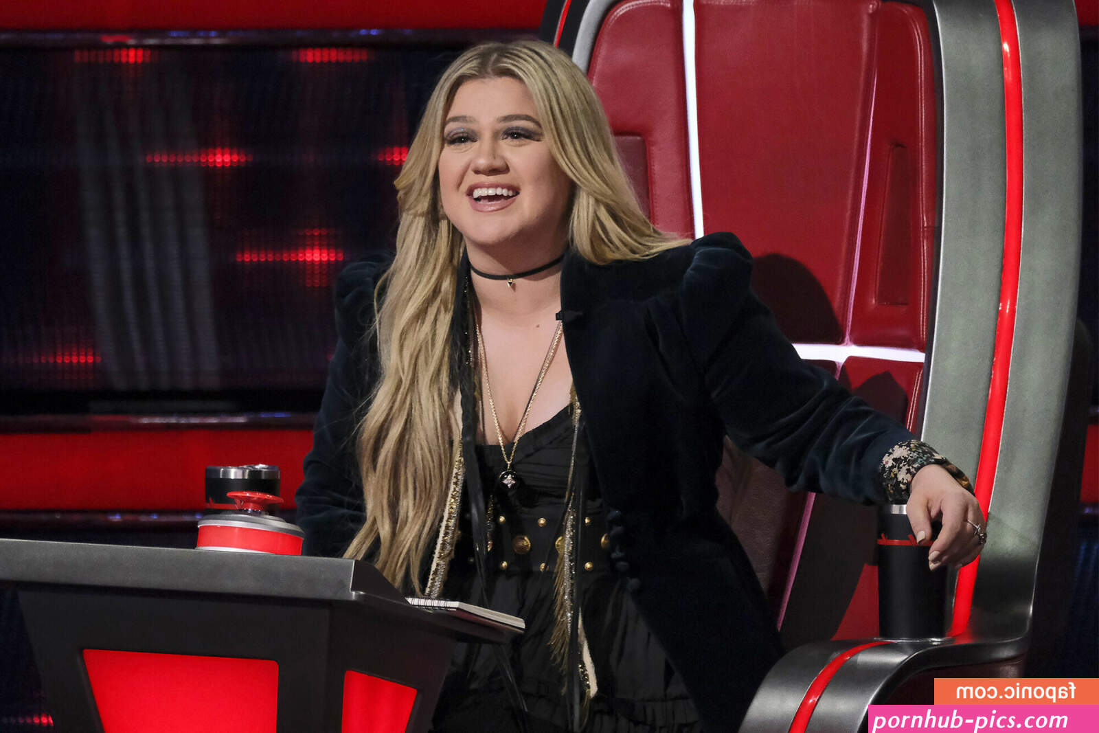 Kelly Clarkson aka kellyclarkson Nude Leaks Photo #7
