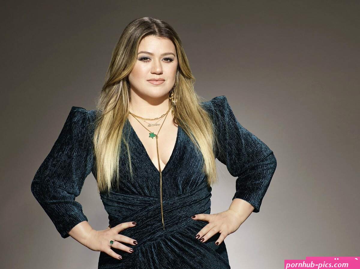 kelly-clarkson – I ❤ Nudes – Celeb Nudes