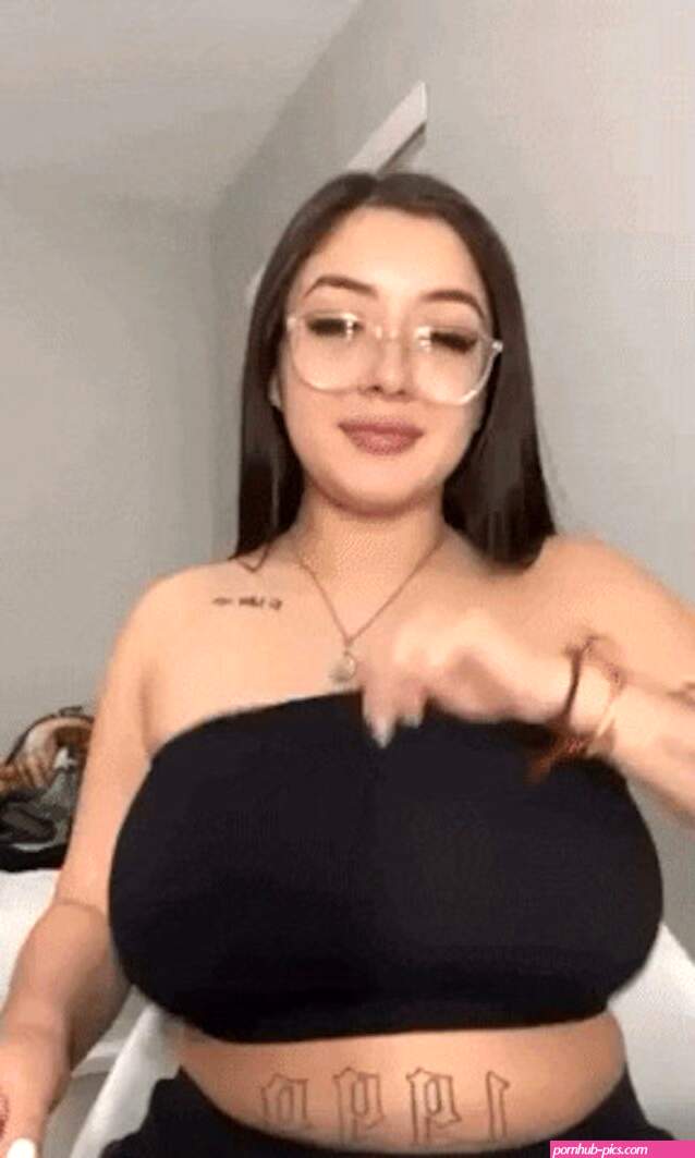 What is the name of this latina with big natural tits and transparent  glasses (1 reply) #1423683 › NameThatPorn.com
