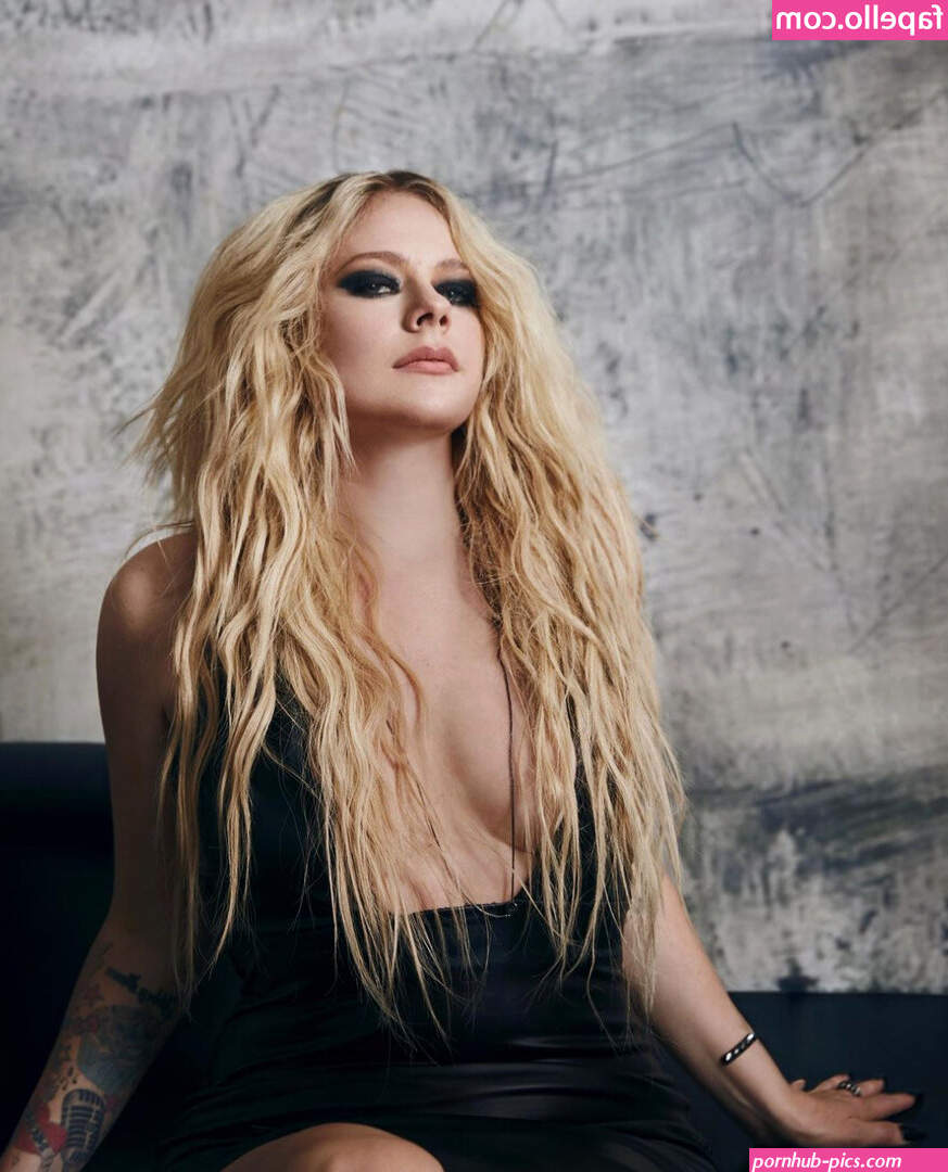 70927915 Avril Lavigne avrillavigne Nude Leaked OnlyFans