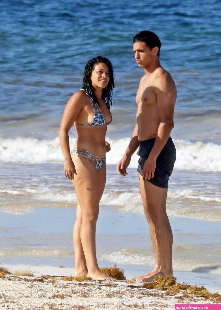 Gina rodriguez nude
