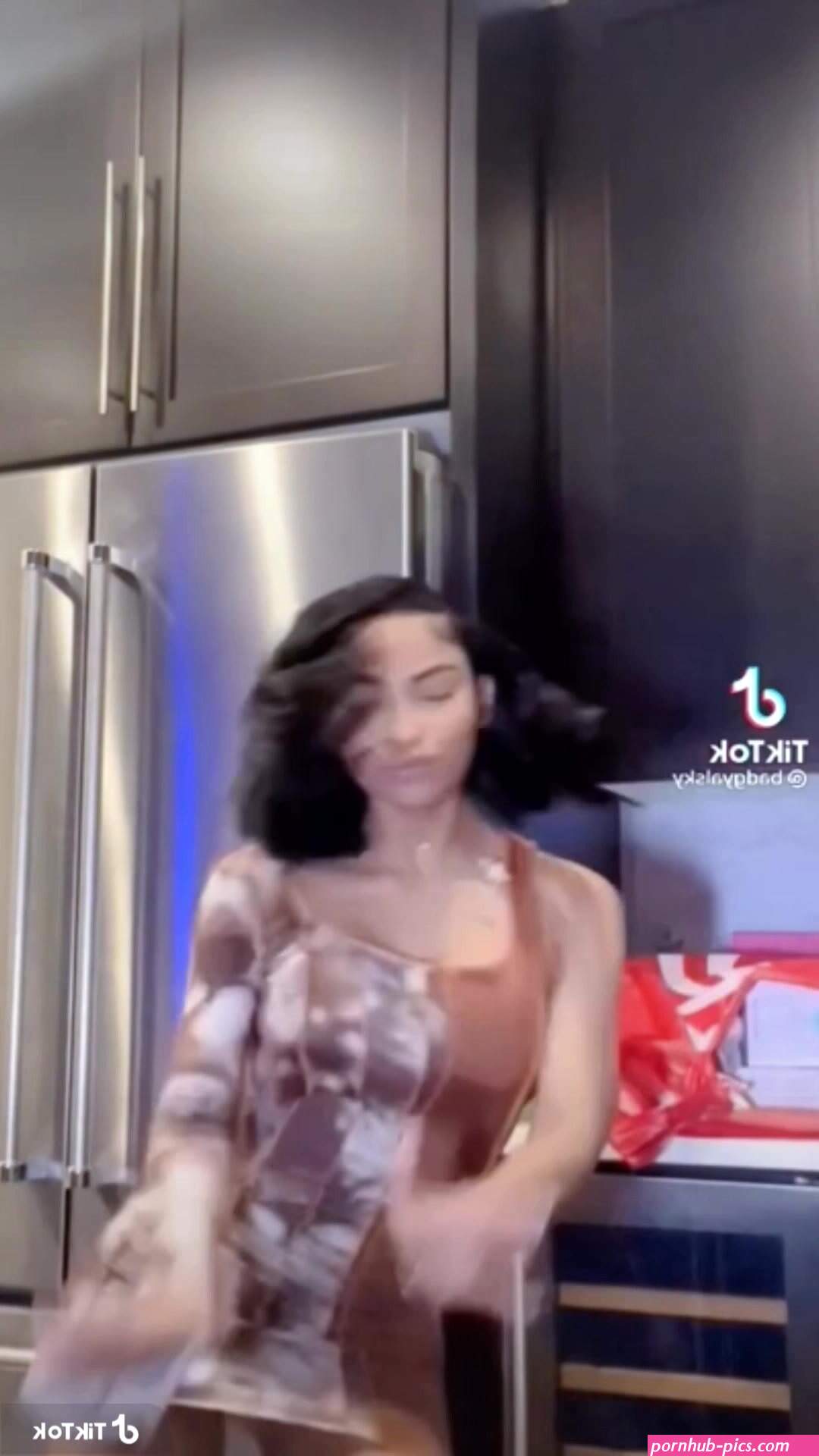 TikTok baddie pussy slip post then delete