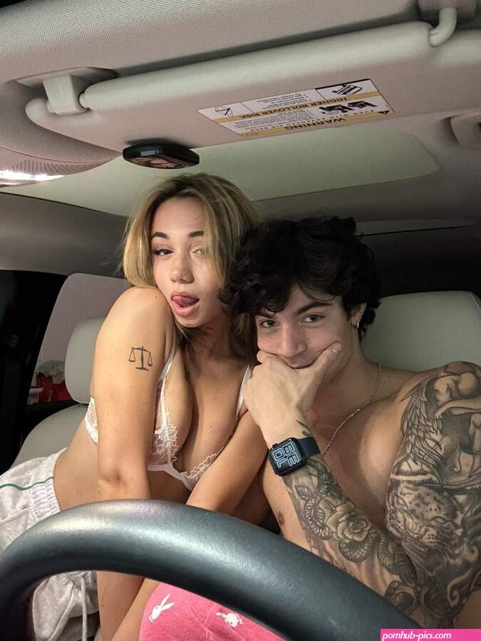 Horny girlfriend chloe takes bigcock like a pro Link in bio...