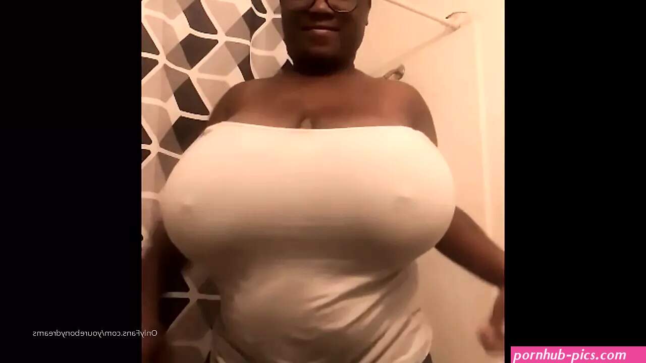 Short Stack with bowling ball tits