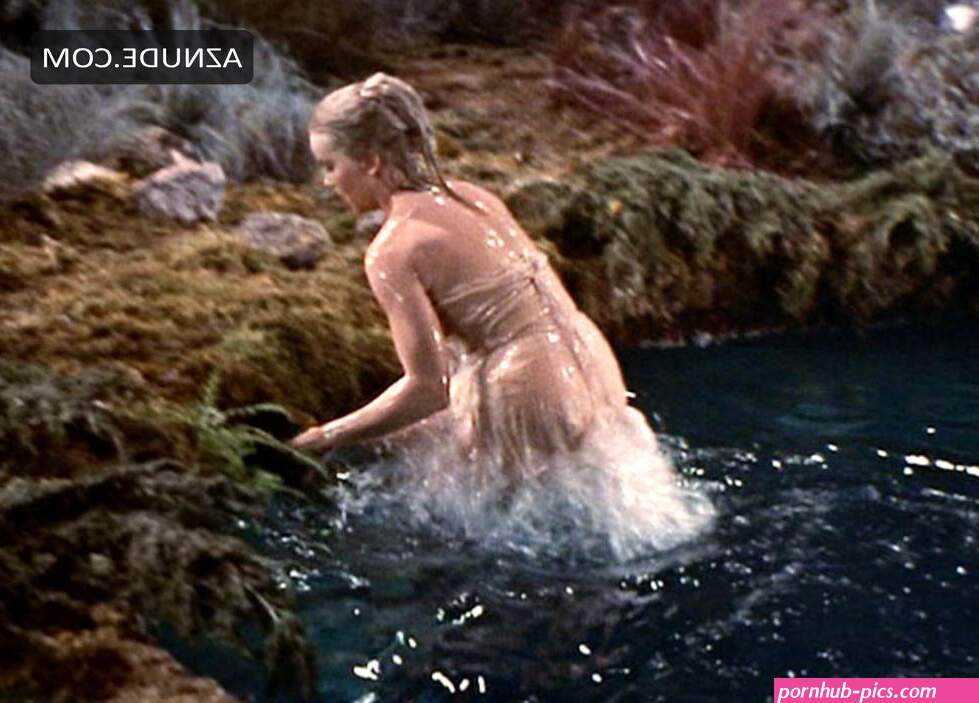 ANNE FRANCIS Nude