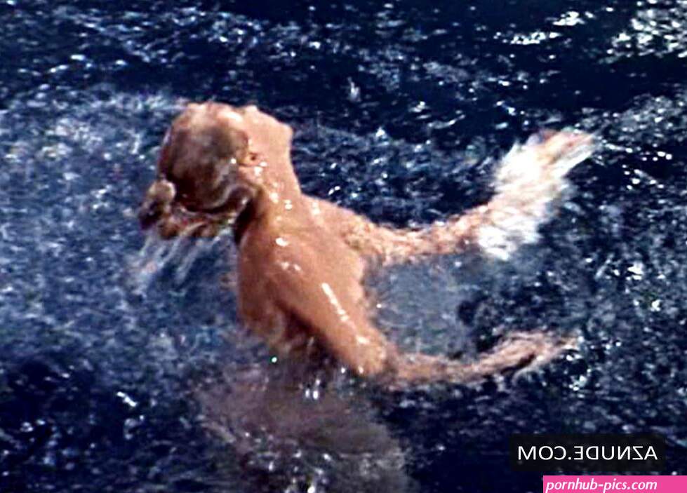 ANNE FRANCIS Nude