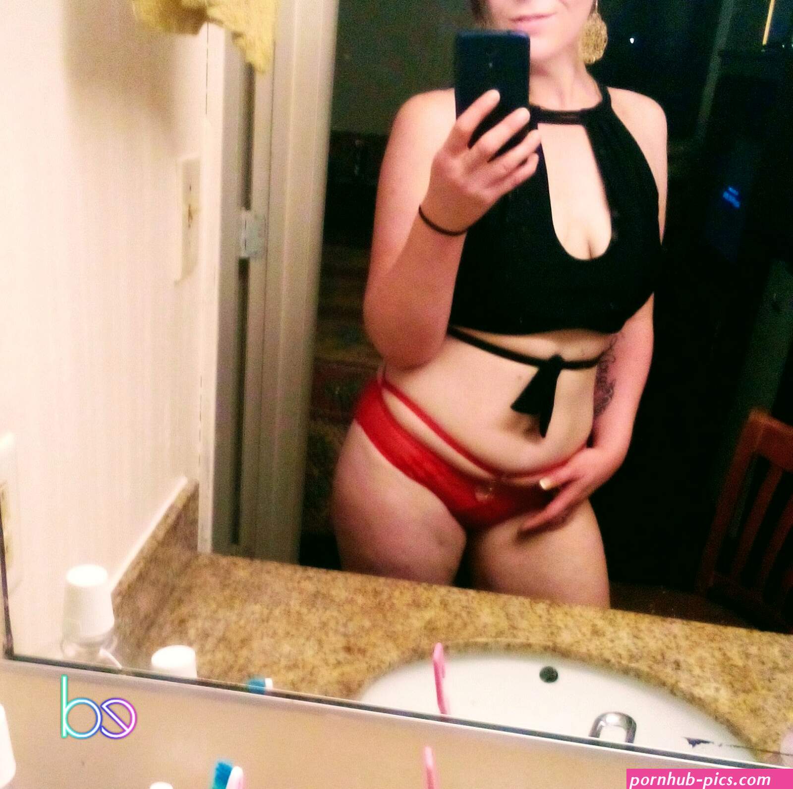 Sarah Shae 30